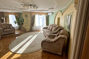 квартира за адресою Паркова вул., 6/2