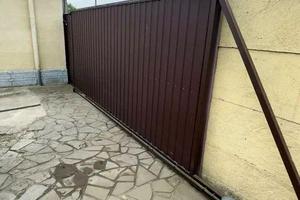 дом по адресу и. Франка
