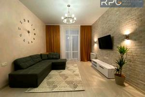 квартира по адресу Строителей ул., 36