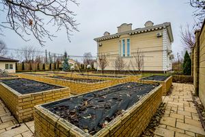 дом по адресу Вишнева ул.
