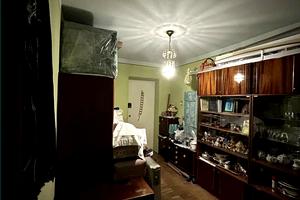 квартира за адресою Михайла Максимовича вул., 5