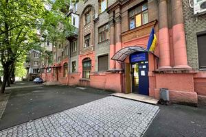 комерційна за адресою Незалежної України вул. (40 років Радянської України), 40