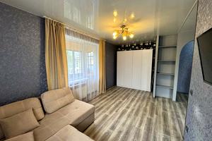 квартира за адресою Соборності вул. (Косіора), 48