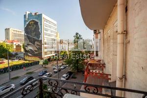 комерційна за адресою Велика Васильківська вул. (Червоноармійська), 28