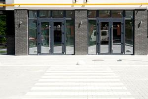 комерційна за адресою Ольги Кисілевської вул., 35