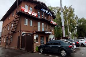 комерційна за адресою Василя Стуса вул., 8