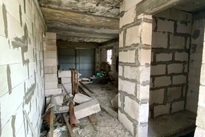 дом по адресу п. Светлое, Будівельників