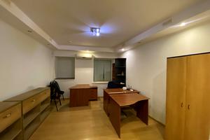 комерційна за адресою Січових Стрільців вул. (Артема), 33-Б