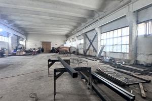 комерційна за адресою Ярослава Мудрого вул., 10