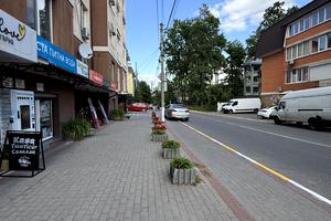 комерційна за адресою Василя Стуса вул. (Пушкінська), 62 є
