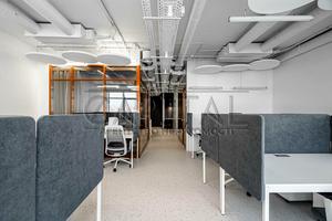 коммерческая по адресу Кловский спуск, 7a
