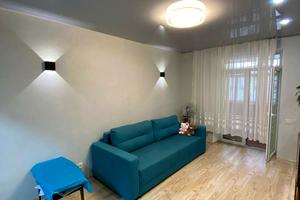 квартира за адресою 12 квітня, 23