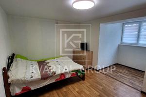 коммерческая по адресу вул.Джерельна, 2