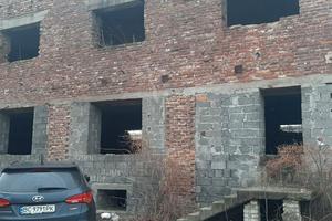 коммерческая по адресу Хмельницкого, 219б
