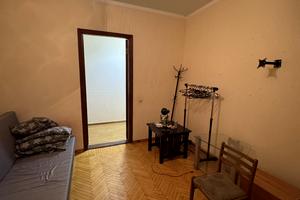 квартира за адресою майдан Іподрому пл., 1