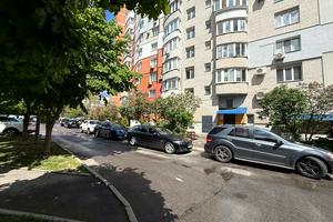 квартира за адресою Зодчих вул., 16