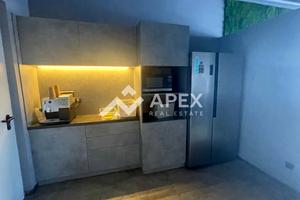 комерційна за адресою Спортивна пл., 1а