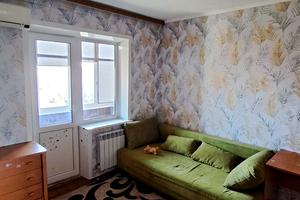квартира за адресою Богатирська вул., 10