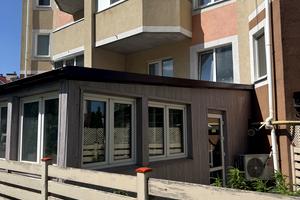 комерційна за адресою Лесі Українки бульв., 4б