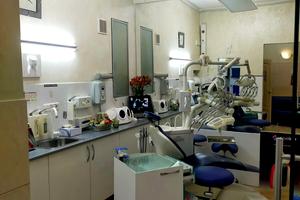 комерційна за адресою Ринок пл., 12