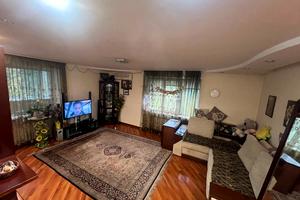 квартира за адресою Травнева вул., 4