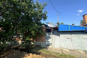 дом по адресу Еленинская ул.