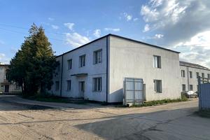 комерційна за адресою Рівне, Михайла Старицького вул., 40а