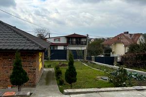 квартира за адресою Світанкова вул., 14