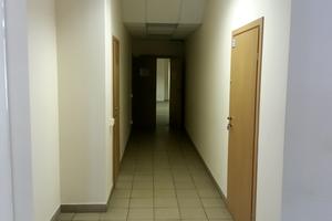 комерційна за адресою Дмитрівська вул., 69