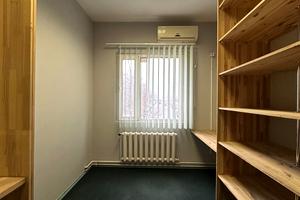 комерційна за адресою Івана Пулюя вул., 5
