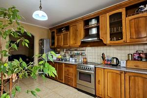 квартира за адресою Вишняківська вул., 9