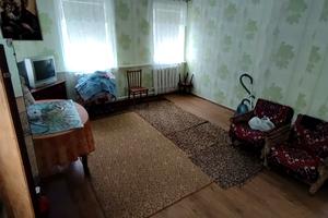 будинок за адресою Чарівна