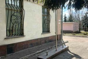 комерційна за адресою Степана Чобану вул. (Добровольського), 1