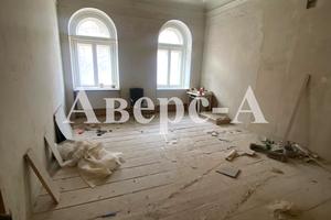квартира за адресою Торгова вул., 3