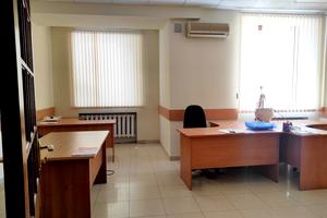 комерційна за адресою Леонтовича вул. (Бєлінського), 4
