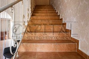 будинок за адресою Юності вул., 10