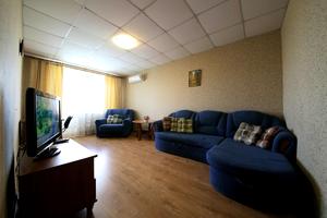 квартира за адресою пр. Яворницького, 70а