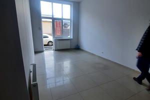 комерційна за адресою Якова Головацького вул., 21