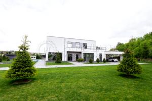 будинок за адресою Ватутіна пров., 1