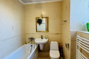 квартира за адресою Жасминова вул., 5б