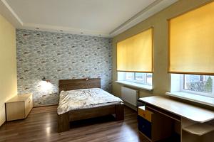 дом по адресу Парижской Коммуны ул., 22А