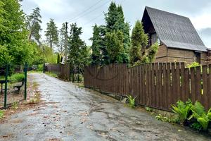 дом по адресу Підлісна