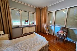 будинок за адресою Карпатської України вул. (Юрія Гагаріна)