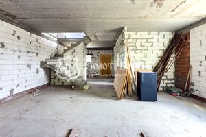 будинок за адресою Центральна, 54