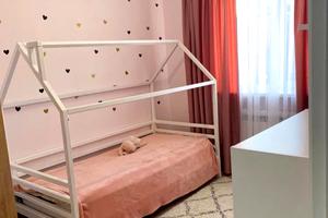 будинок за адресою с. Святопетрівське, Амосова вул.