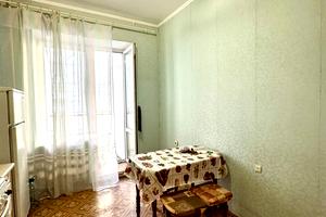 квартира за адресою Тополина вул., 16