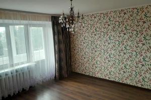 квартира за адресою Зарічанська вул., 12а