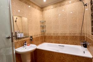 квартира за адресою Тополина вул., 18