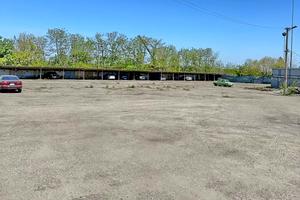 комерційна за адресою Космічна вул., 32А