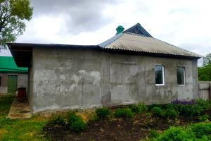 будинок за адресою Центральна, 1